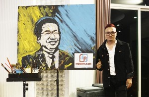 Nguyễn Tiến – Nghệ sĩ làm phong phú nghề vẽ tranh trình diễn 